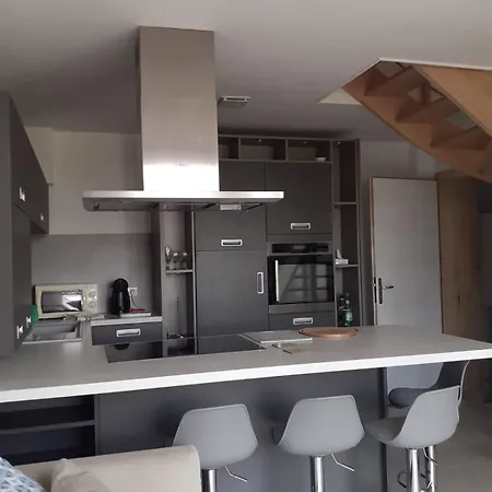 Duplex - 2 Min Walk Appartamento